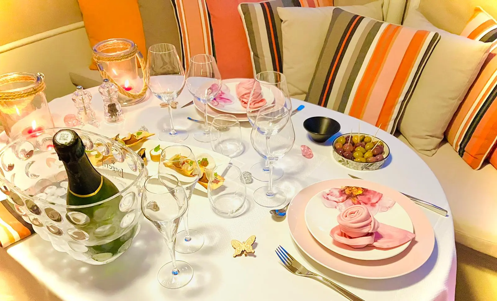Amour: An Intimate Voyage of Romance and Luxury on the Canal du Midi