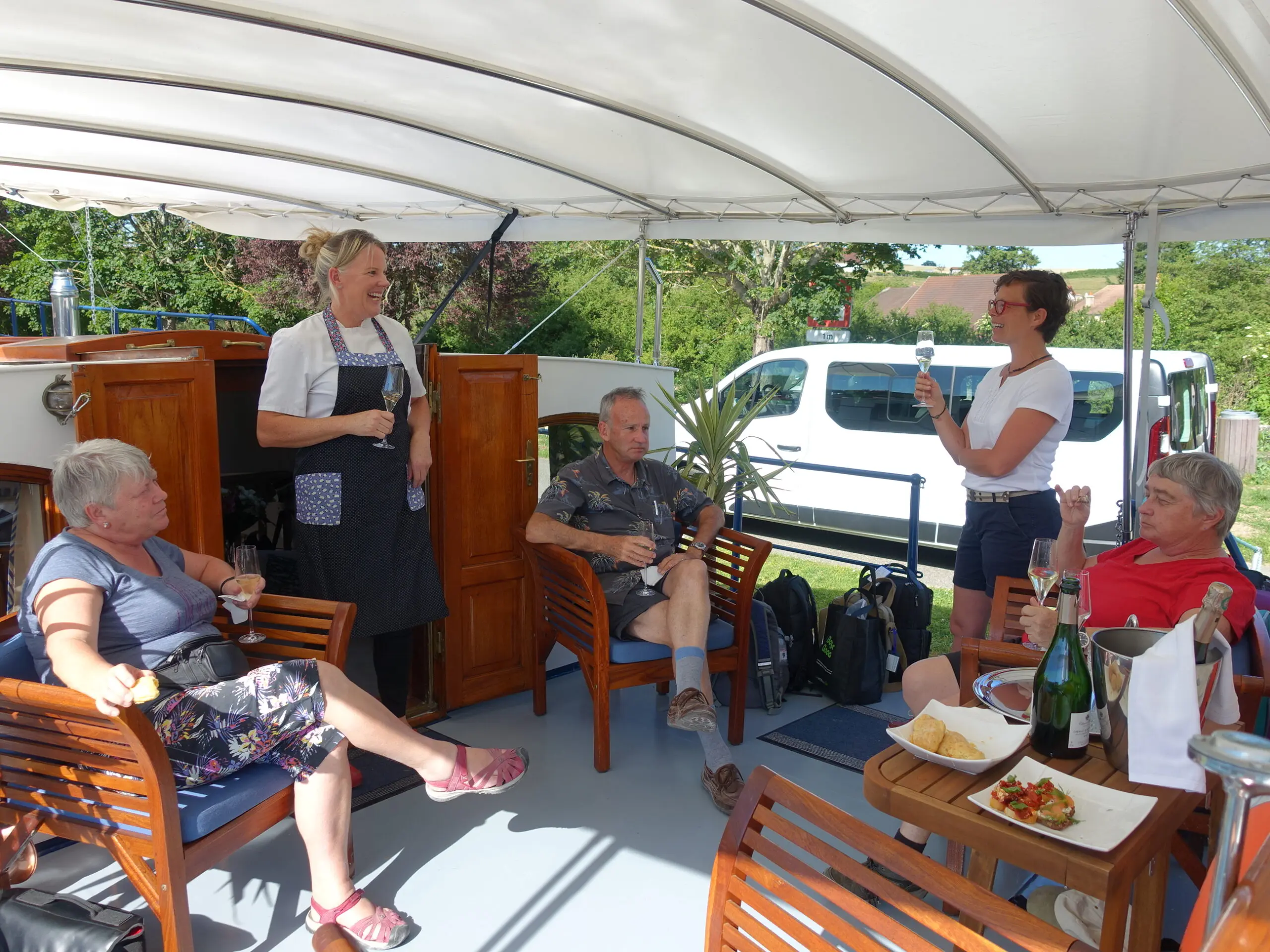 La Vie en Rose: A Romantic Saône Cruise of Style, Story and Serenity