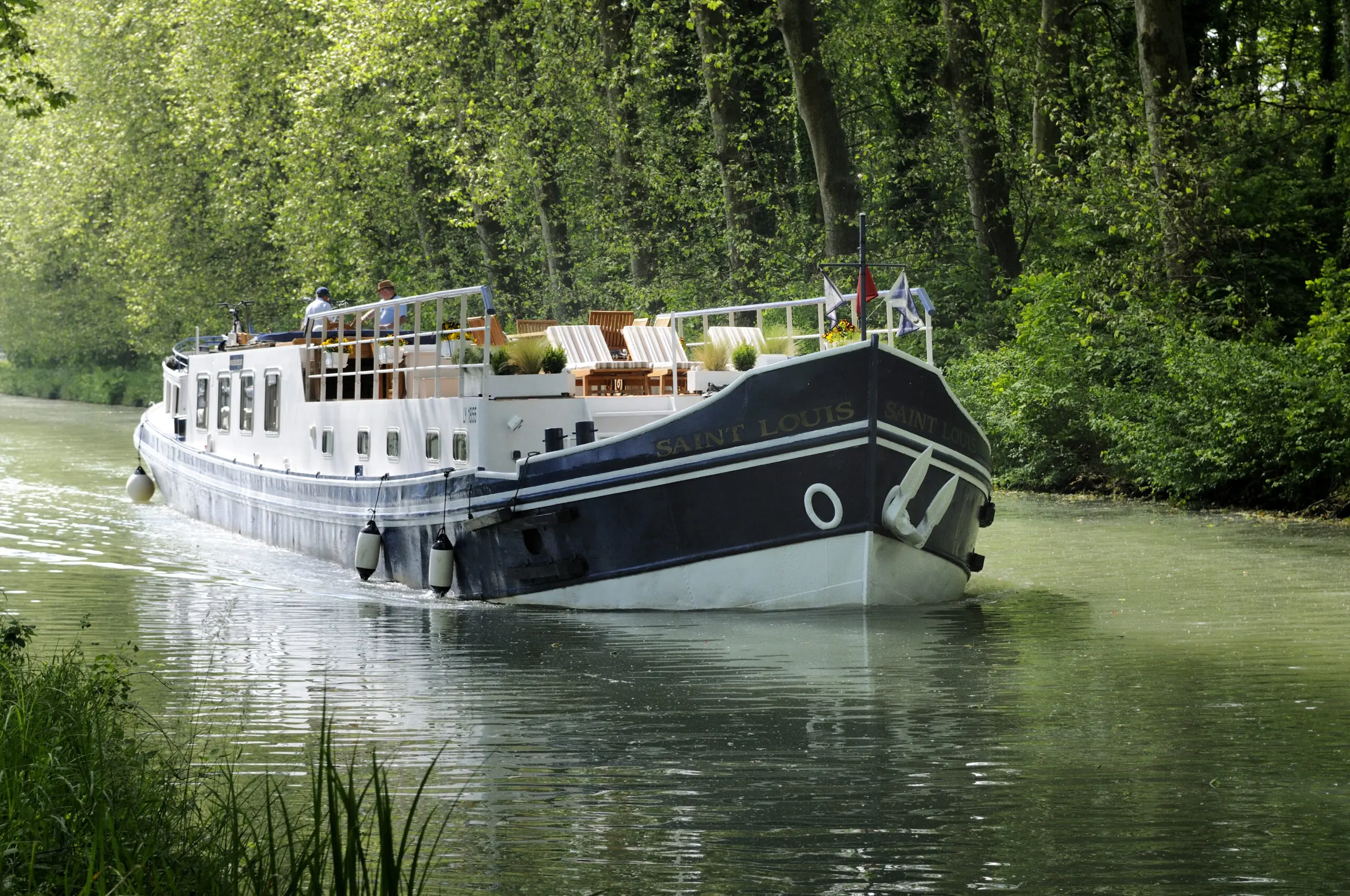 Saint Louis: A Luxurious Cruise Through Southwest France’s Culinary Heartland