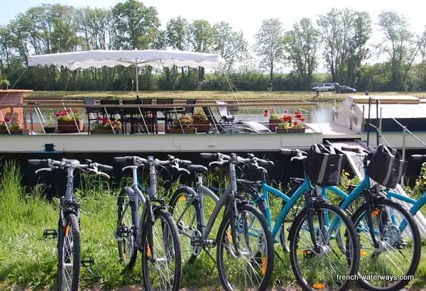 Magnolia: A Boutique Cruise of Authentic Burgundy Flavours and Landscapes