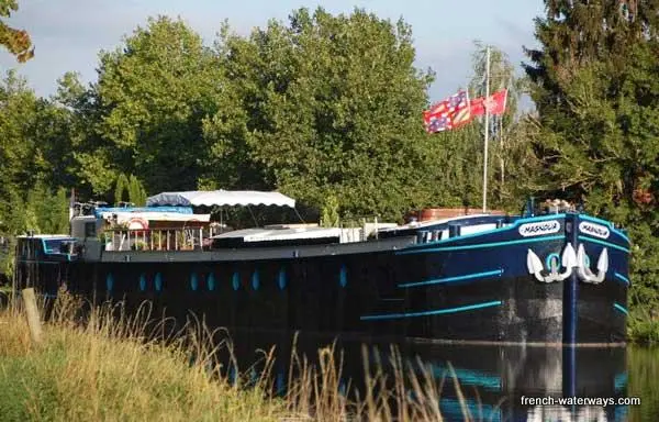 Magnolia: A Boutique Cruise of Authentic Burgundy Flavours and Landscapes