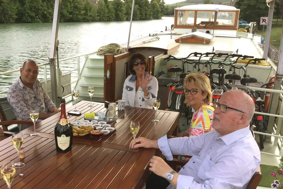 Johanna: A Chic Canal Journey Through France’s Wine and Heritage Regions