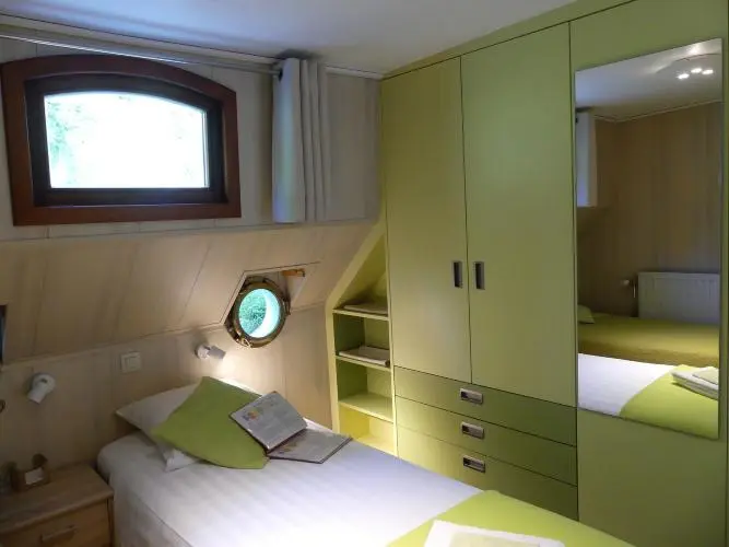 Johanna: A Chic Canal Journey Through France’s Wine and Heritage Regions