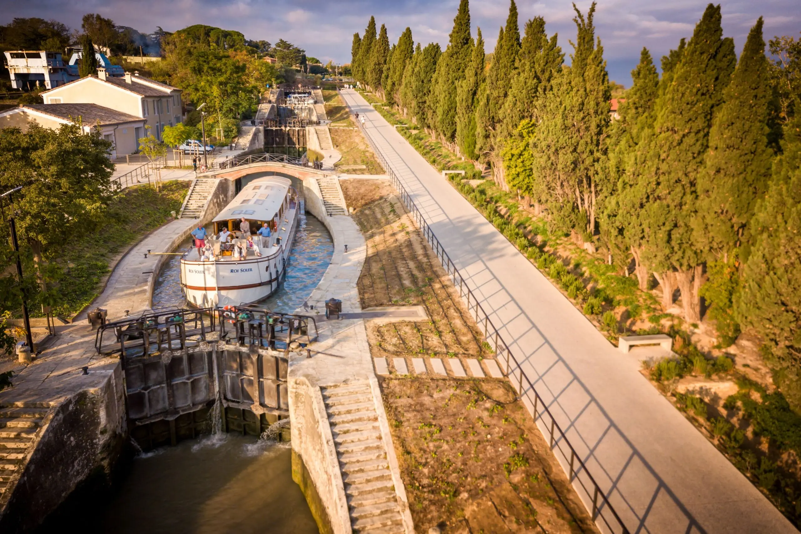 Roi Soleil: A Radiant Cruise Through the Canal du Midi’s Timeless Scenery