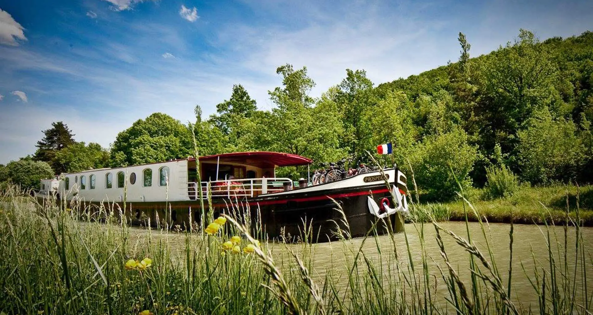 Prospérité: A Sophisticated Journey of Grandeur and Gastronomy in Burgundy