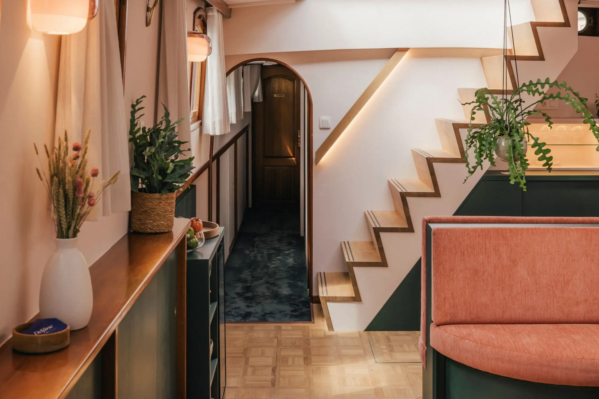 Delfine: A Bespoke Cruise Through Flanders’ Hidden Treasures