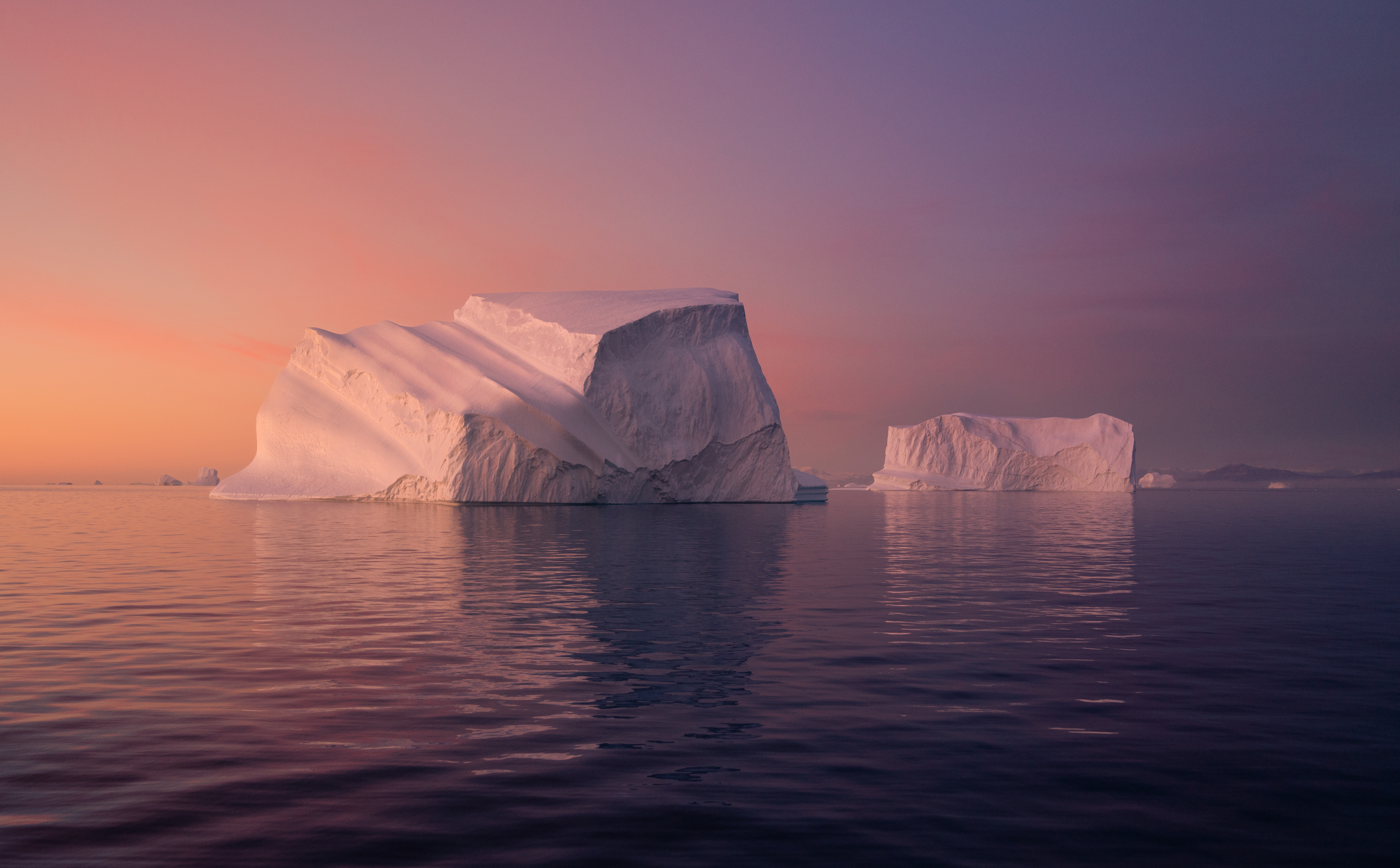 Scoresbysund Northern Lights Photo Tour w/ Virgil Reglioni